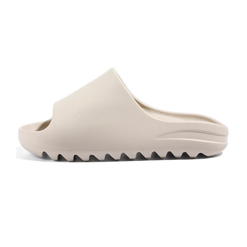 ココナッツスリッパ クラウド厚底サンダル 夏のおしゃれ ソフ - Mens Fashion Sandals のレビューと価格