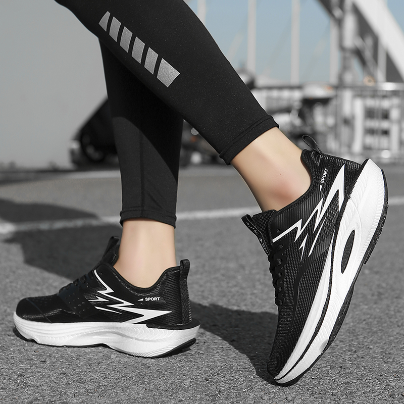 女性の靴スニーカー女性カジュアルメンズシューズテニス高級靴ト - Men'S Fashion Running Shoes のレビューと価格