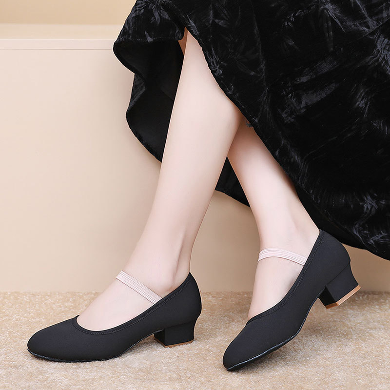 バレエシューズ ダンスシューズ 女性用 ダンススリッパ 体操 - Mens Fashion Sandals のレビューと価格